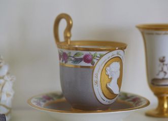 Porcelain cup and goblet at the Meersburg Prince's Little House